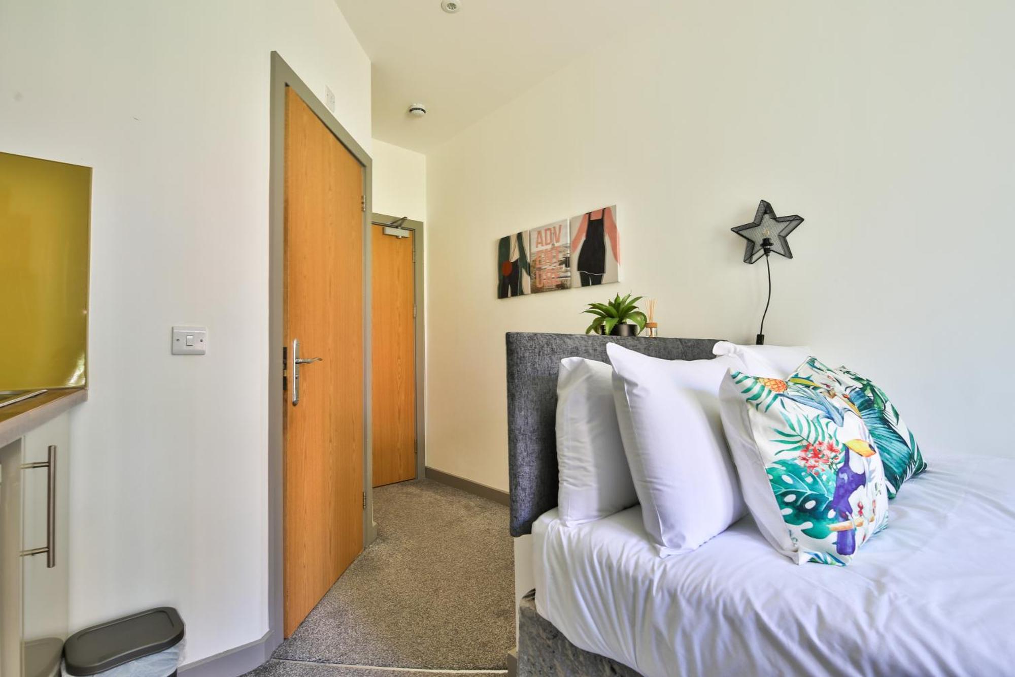 Princess Lofts City Centre Studios With Nespresso Coffee Machines & New Fast Wifi By Stayright Swansea Luaran gambar